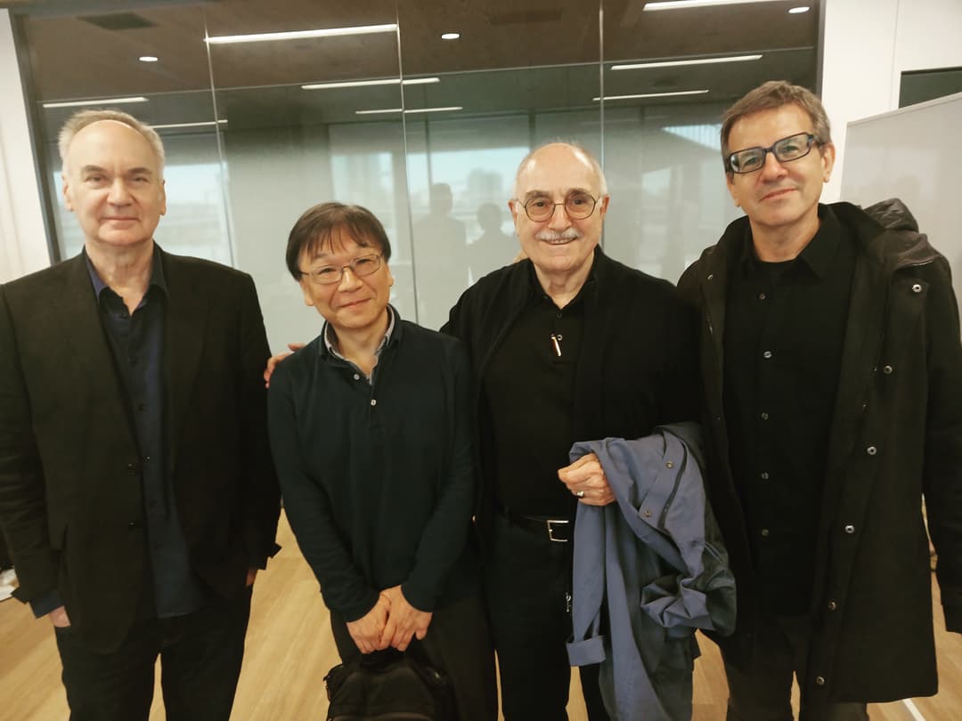 À l'issue de l'atelier d'écriture oulipienne à Matsue, au Japon, l'un des partic…